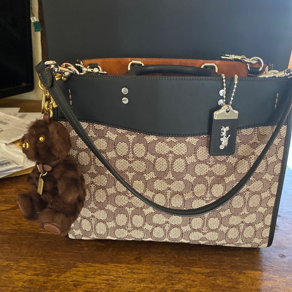 Coach signature black leather and cocoa w/wallet